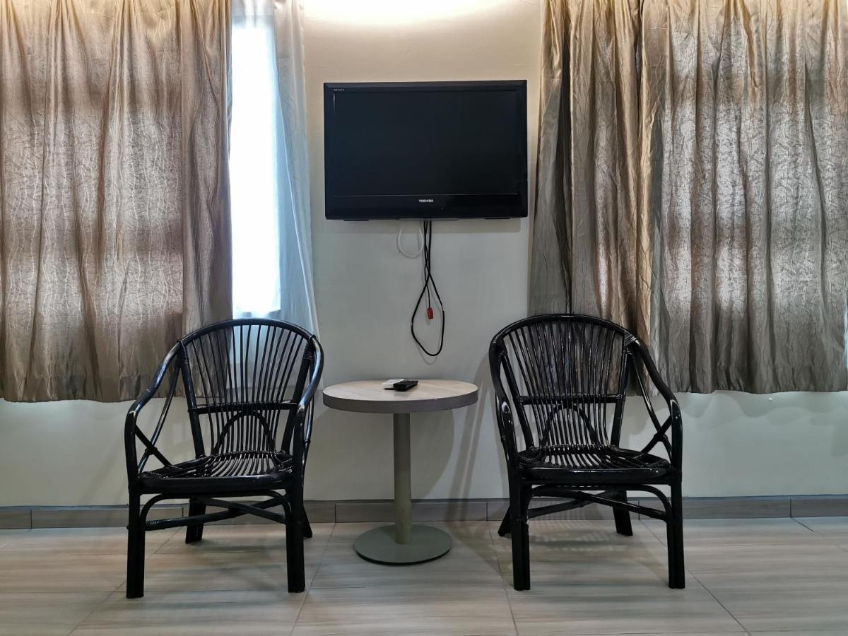 Melang Inn Kuala Pilah Bagian luar foto