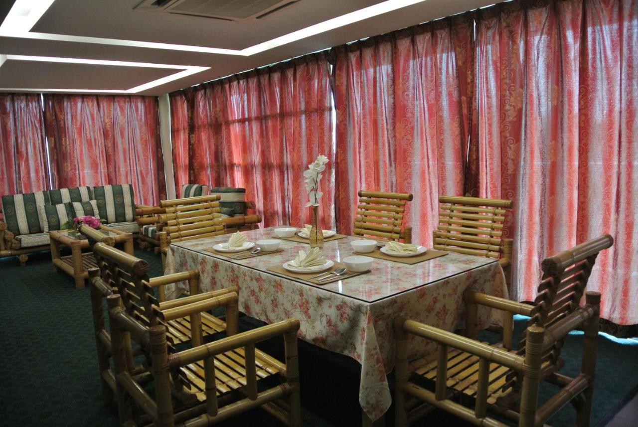Melang Inn Kuala Pilah Bagian luar foto